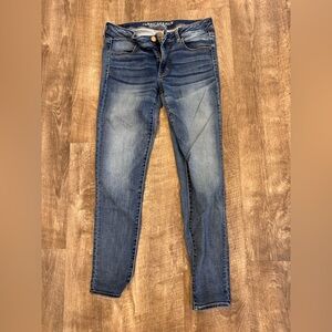American Eagle Outfitters Distressed Blue Skinny Jeans